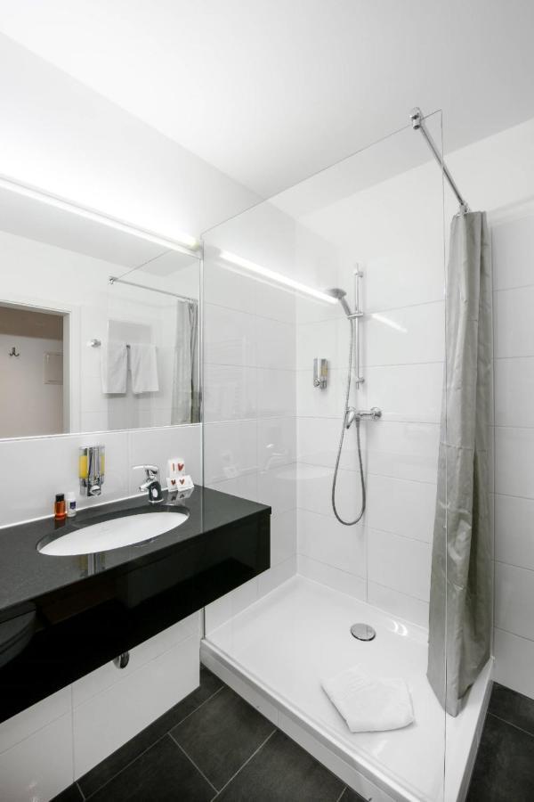 Rivoli 3*