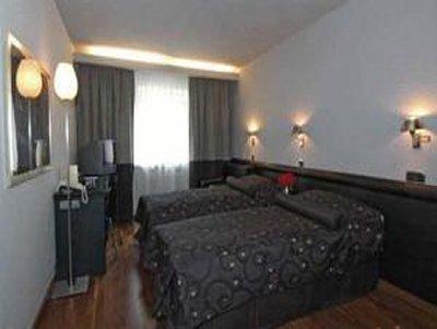 Rivoli Hotel
